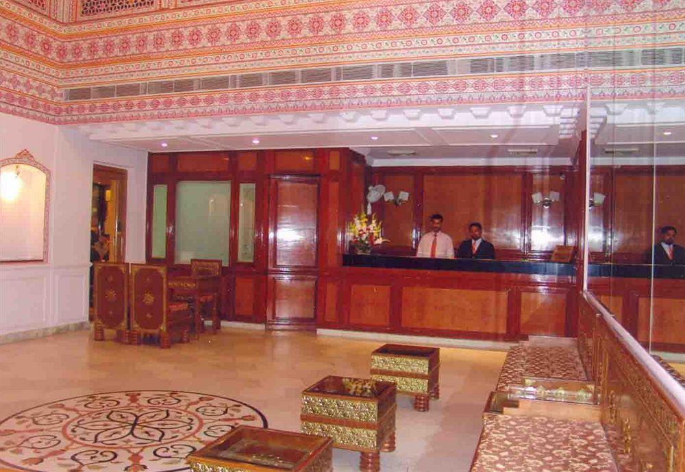 Hotel Grand Sartaj New Delhi Eksteriør bilde