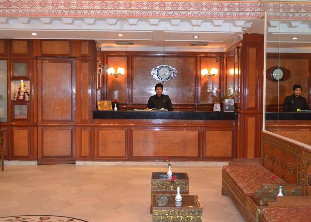 Hotel Grand Sartaj New Delhi Eksteriør bilde