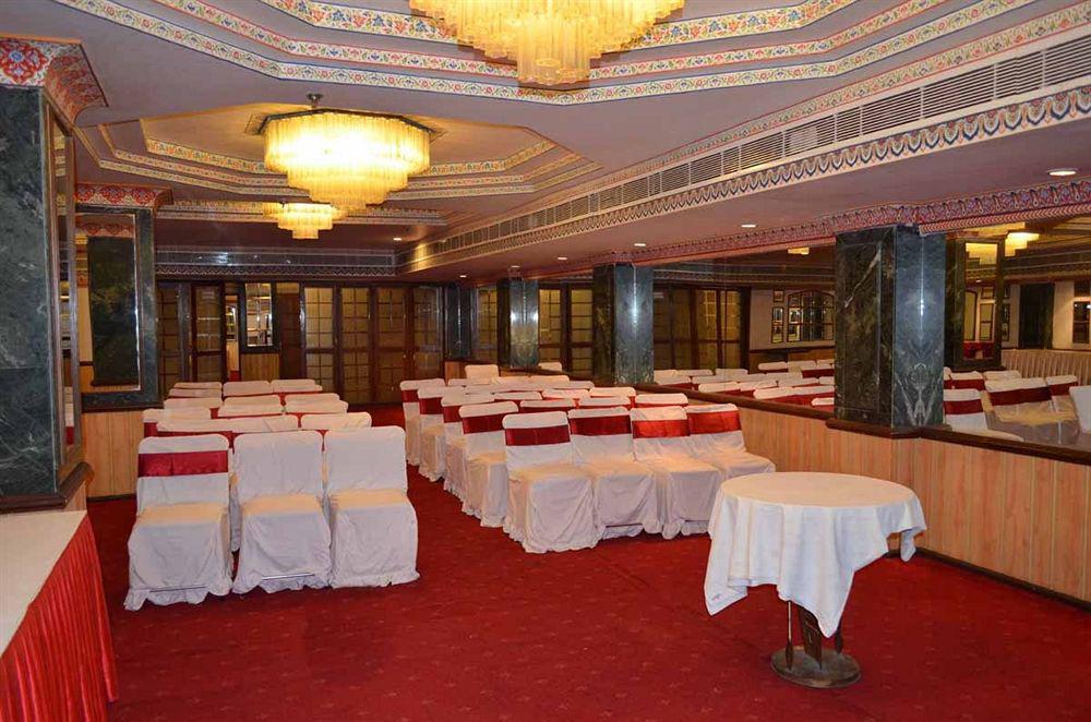 Hotel Grand Sartaj New Delhi Eksteriør bilde